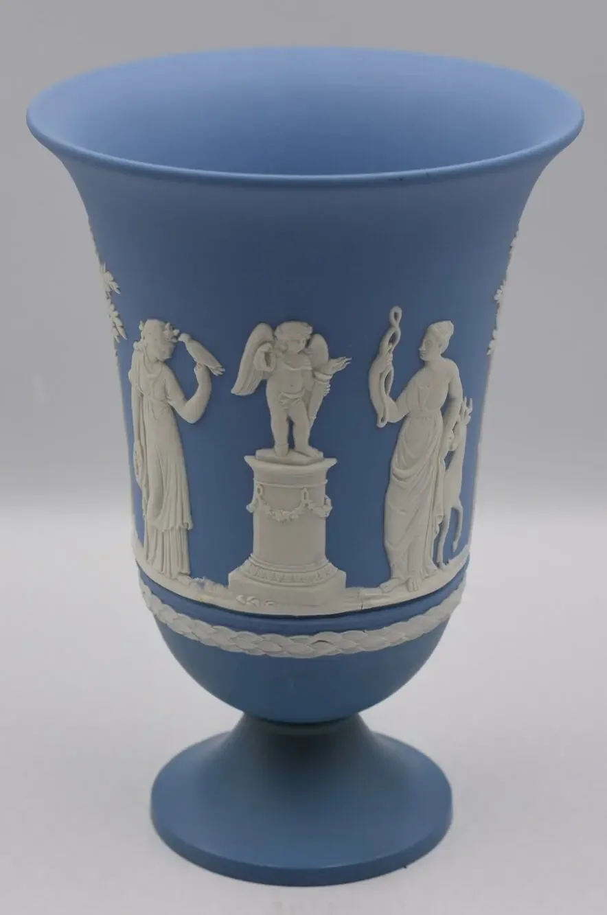 Wedgwood Blue Jasperware Cameo Cherubs Neoclassical Pedestal Vase